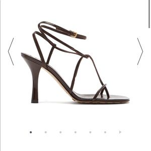 Bottega Veneta“The Line” sandal in brown size 38.5
